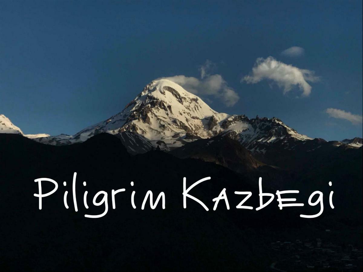 Готель Piligrim Kazbegi Екстер'єр фото